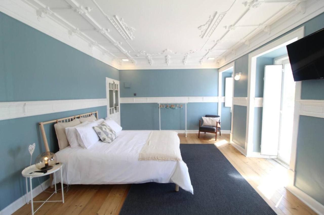 Lovely Bedroom With Patio In Casa de Férias